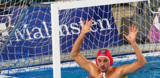 Galerie Foto Len Euro Cup: Steaua – Valis 12-11 în Grupa F